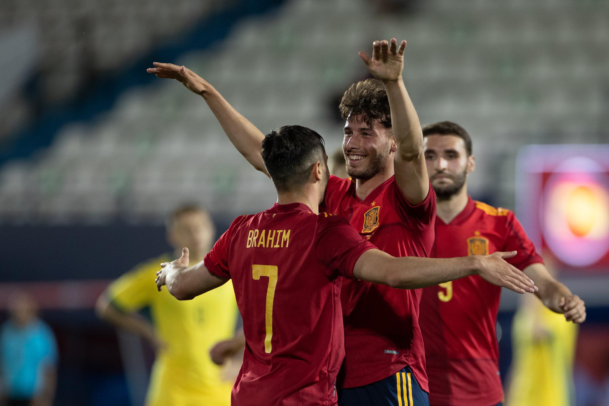 穆古鲁扎官方宣布最后时刻胜出新规，西班牙队引发争议！的简单介绍